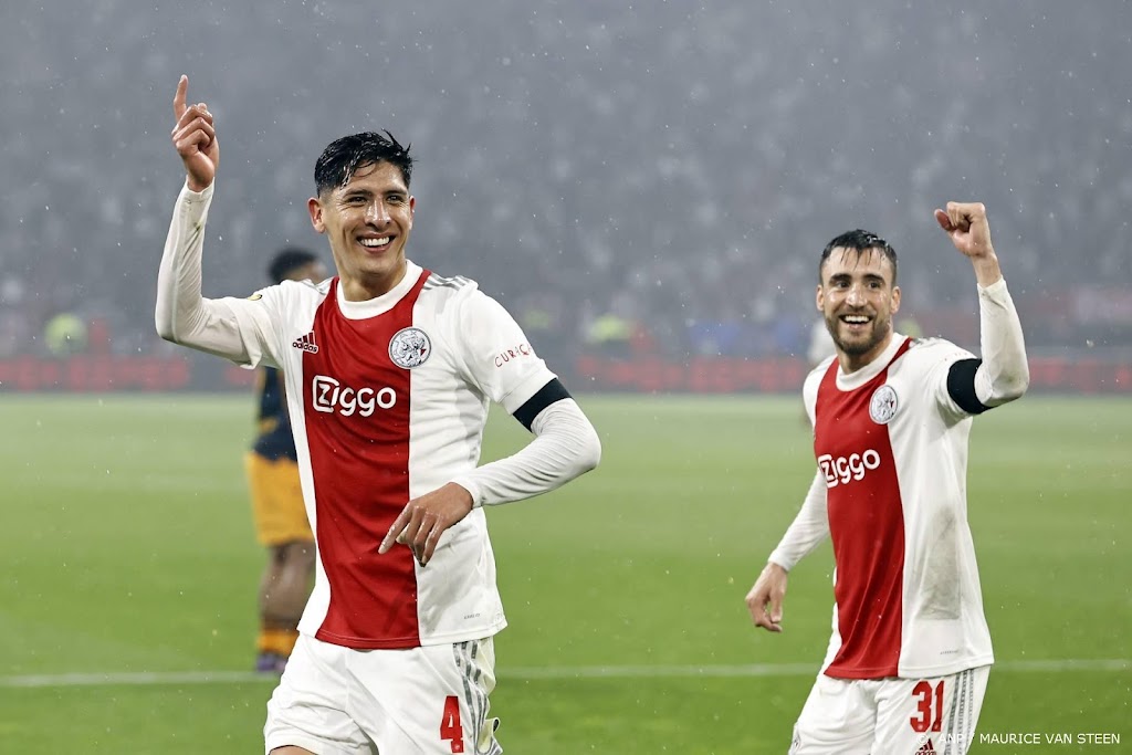 Ziggo vergroot sponsordeal Ajax en staat ook op achterkant shirt
