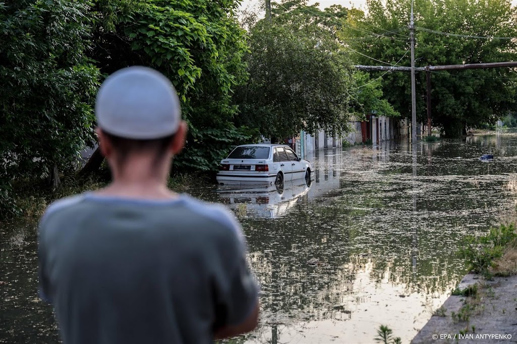 Russische burgemeester: zeker zeven vermisten na verwoesting dam