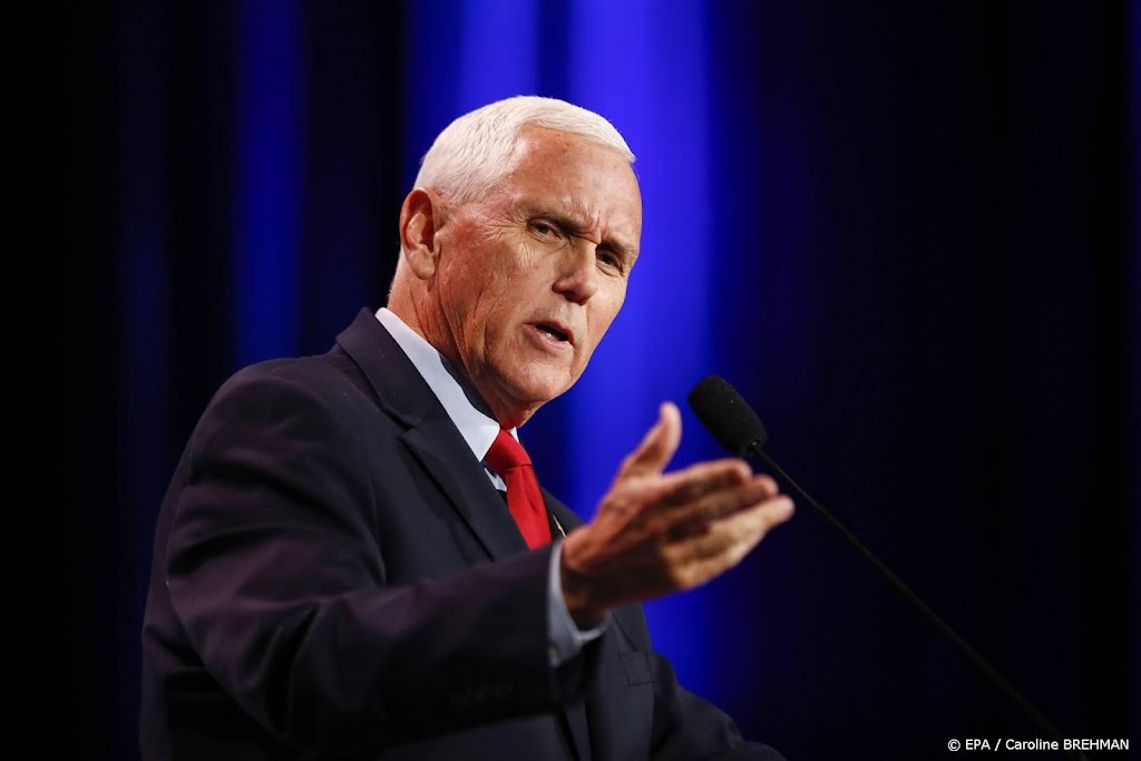 Pence zet zich bij start van presidentscampagne af tegen Trump