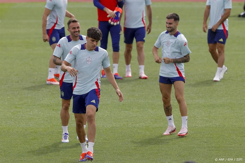 Spanje zonder Cubarsí en Llorente naar EK in Duitsland