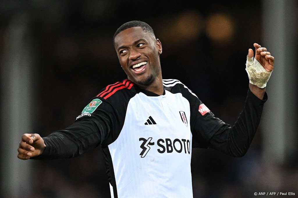 Chelsea haalt verdediger Adarabioyo van Fulham 