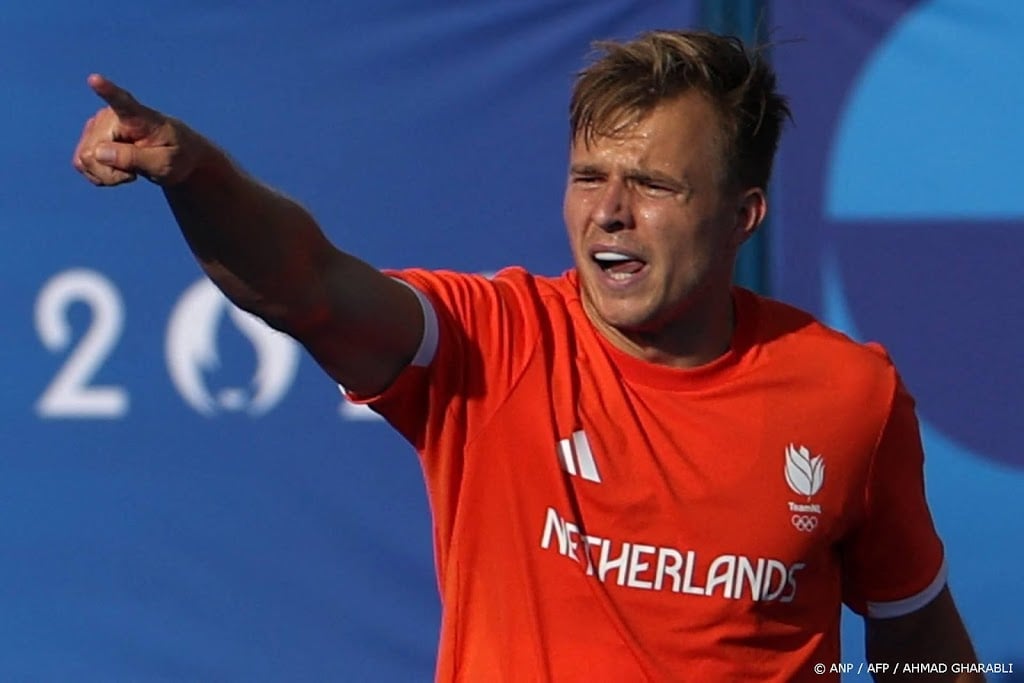 Van Dam helpt hockeyers met twee treffers langs India