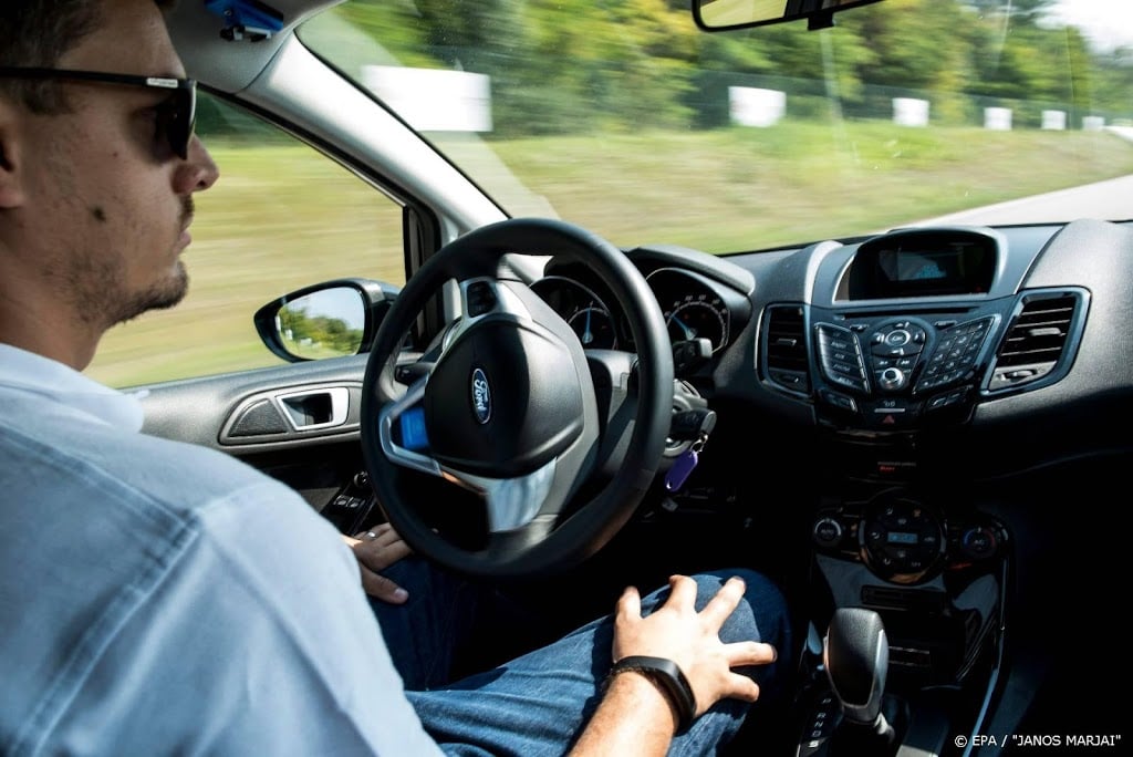 'Nederland en Singapore best voorbereid op zelfrijdende auto'
