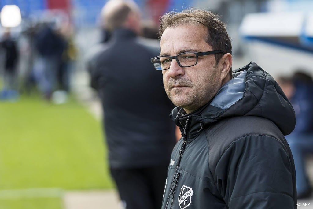 Petrovic als assistent van Advocaat terug bij Feyenoord
