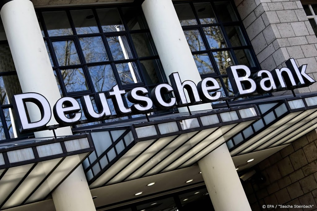 Deutsche Bank bestraft voor falend toezicht op financiën Epstein