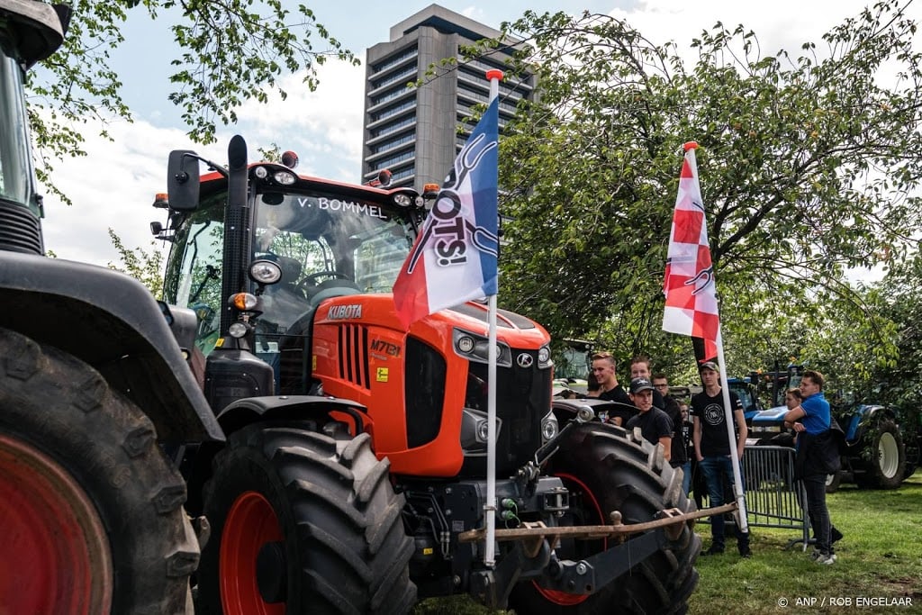 Boeren wijzen bestuurders op stikstofuitstoot andere sectoren