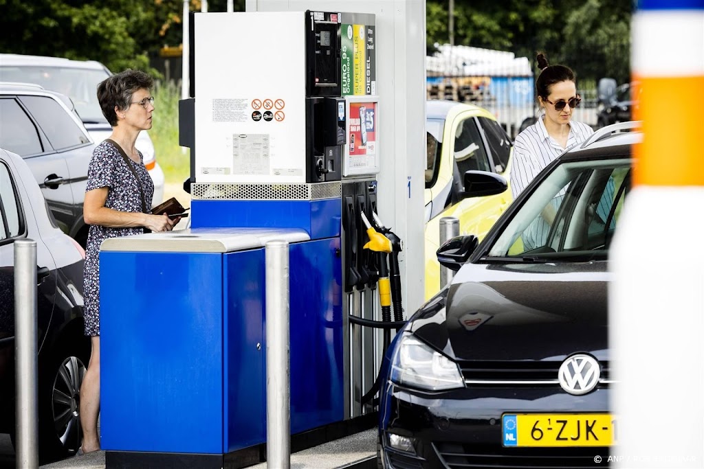 Consumenten geven opnieuw meer uit aan diensten