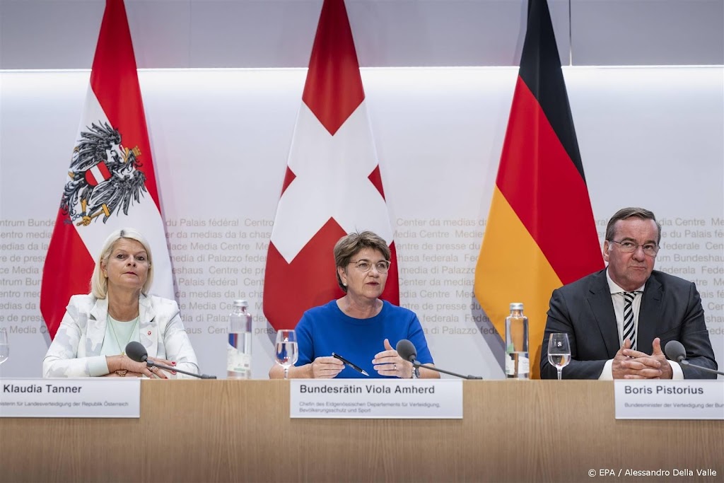 Oostenrijk en Zwitserland doen mee aan Europese luchtverdediging