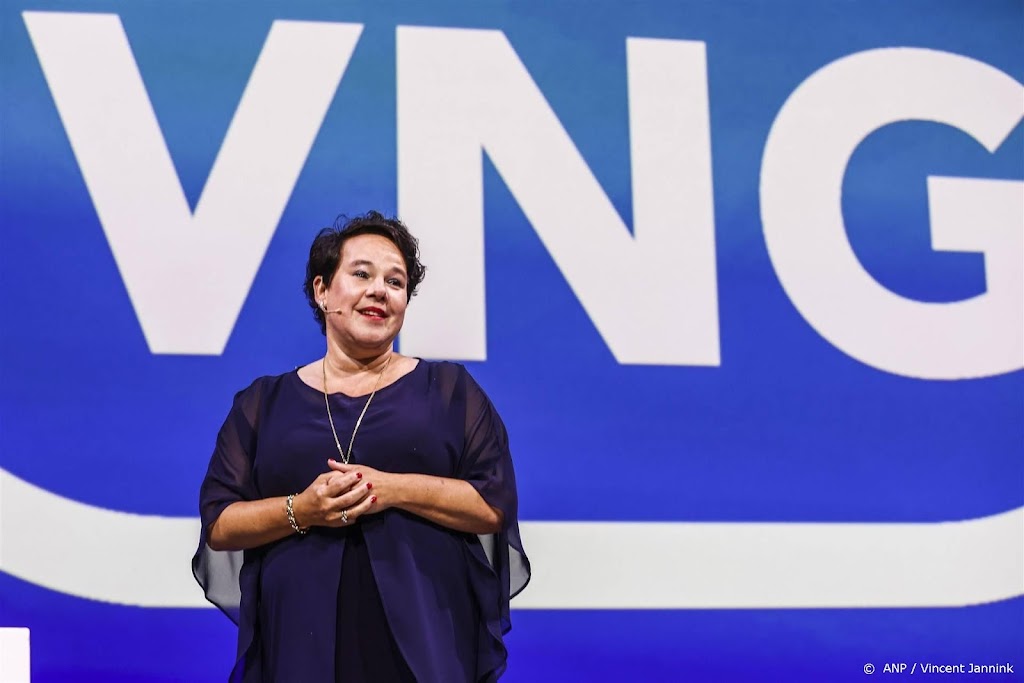 VNG-voorzitter Dijksma: val van het kabinet is onbezonnen 