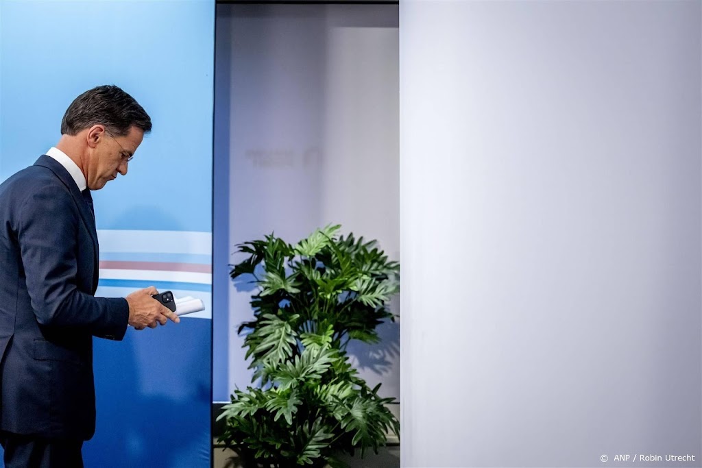 Milieudefensie: Rutte loopt weg nu land voor uitdagingen staat