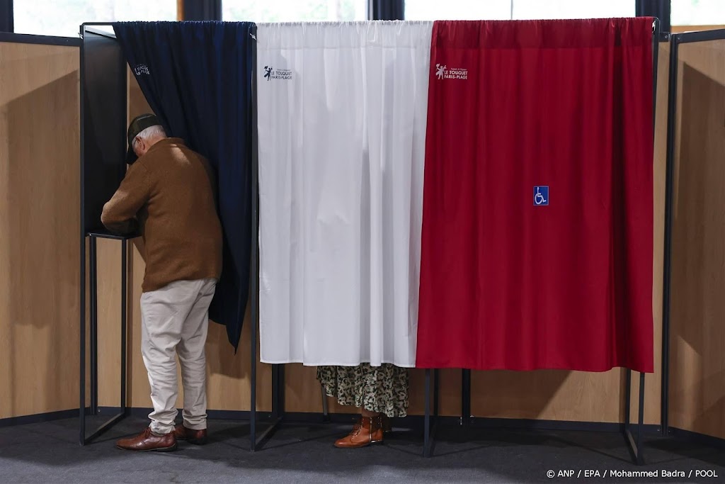 Hoogste opkomst rond middaguur bij Franse verkiezingen in 40 jaar