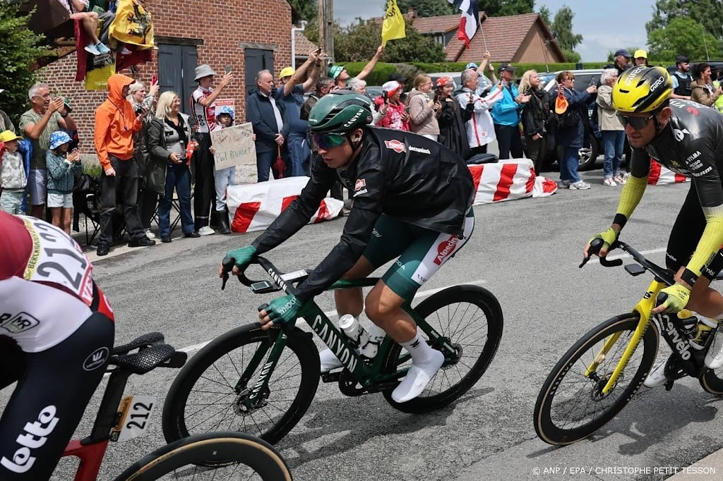 Philipsen loopt meerdere breuken op bij val in Tour
