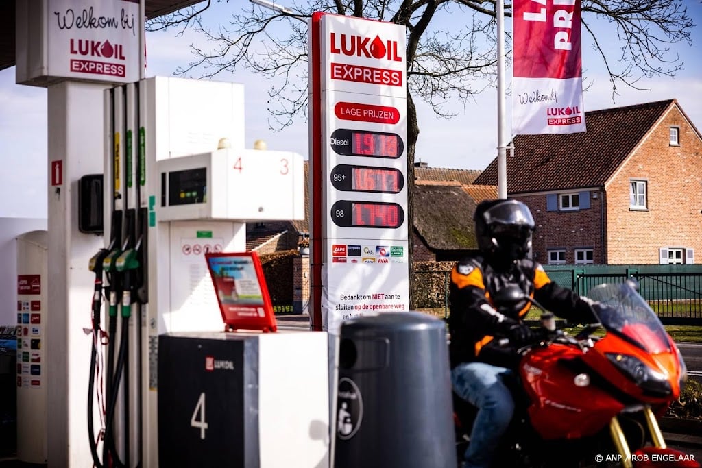 Prijzen motorbrandstof en accommodatie drukken inflatie in juni