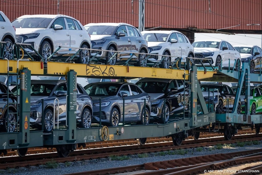 Duitse industrie groeit sterker dan verwacht door autosector