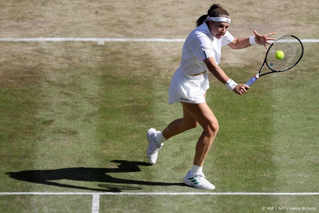 Muchová ten koste van Osaka naar halve finale Wimbledon