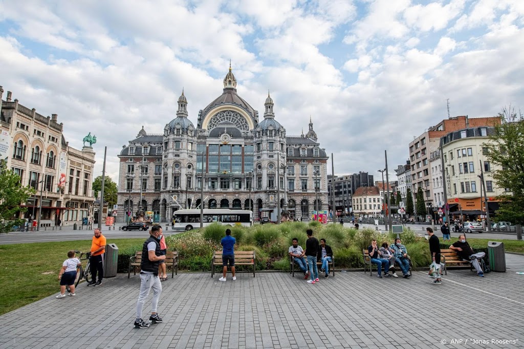 Minder nieuwe coronabesmettingen in Antwerpen, meer in Brussel