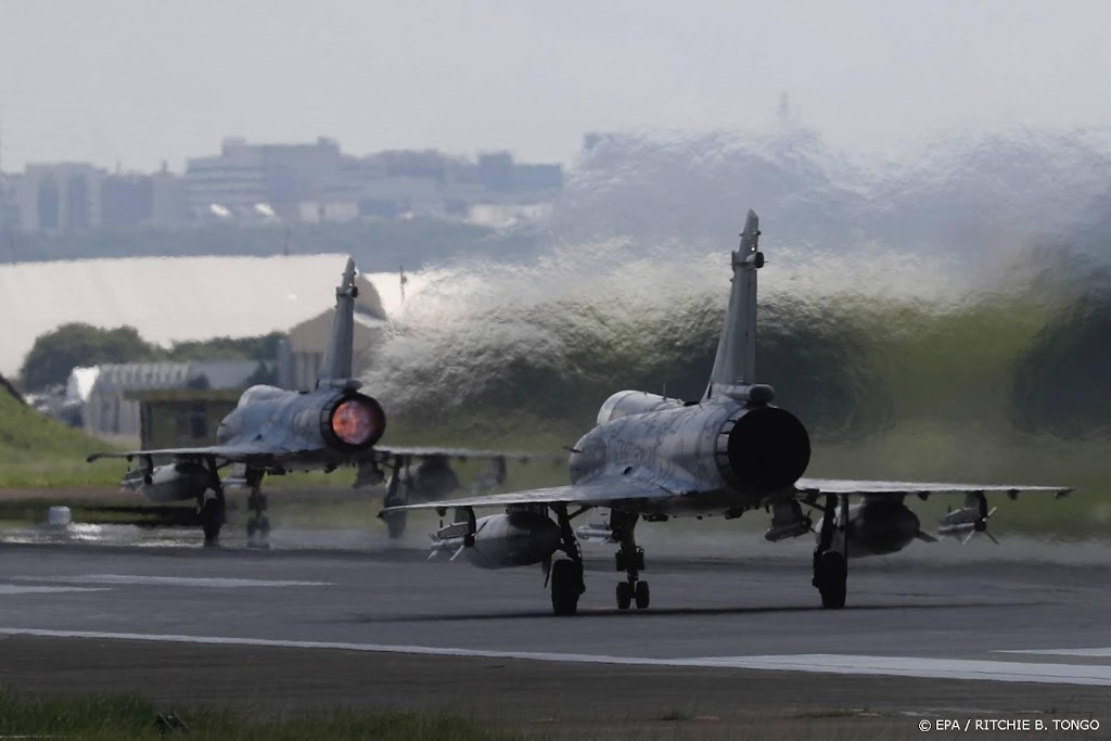 Taiwan zendt vliegtuigen en schepen uit om Chinese oefeningen