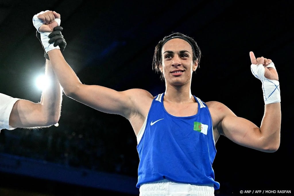 Veelbesproken Algerijnse boksster Khelif naar olympische finale