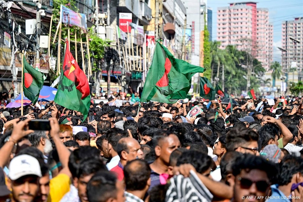 Kledingfabrieken Bangladesh open na dagenlange sluiting om onrust