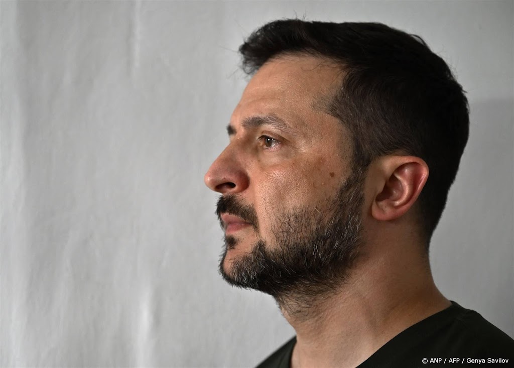 Russische douane neemt verboden biografie Zelensky in