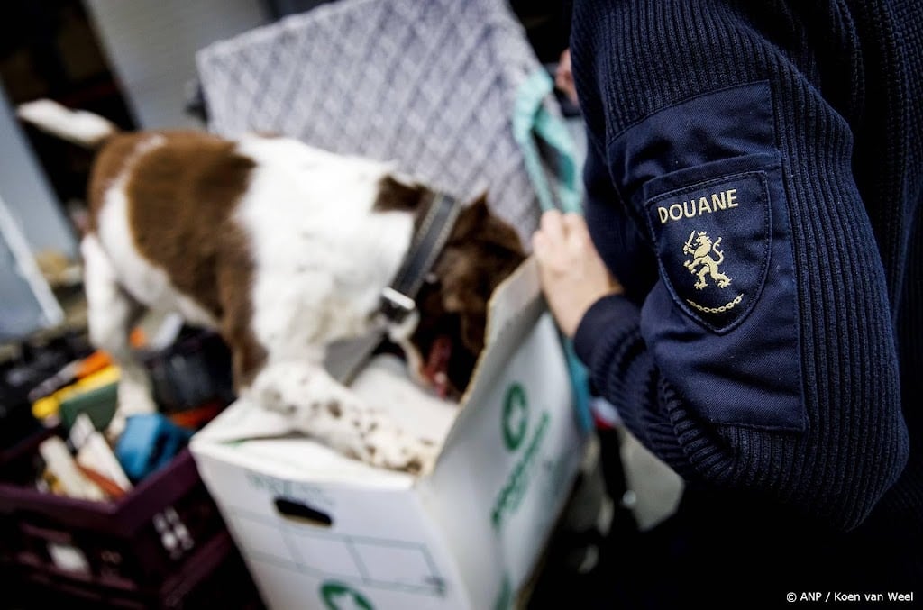 Speciaal postteam neemt ruim 90 kilo drugs in beslag