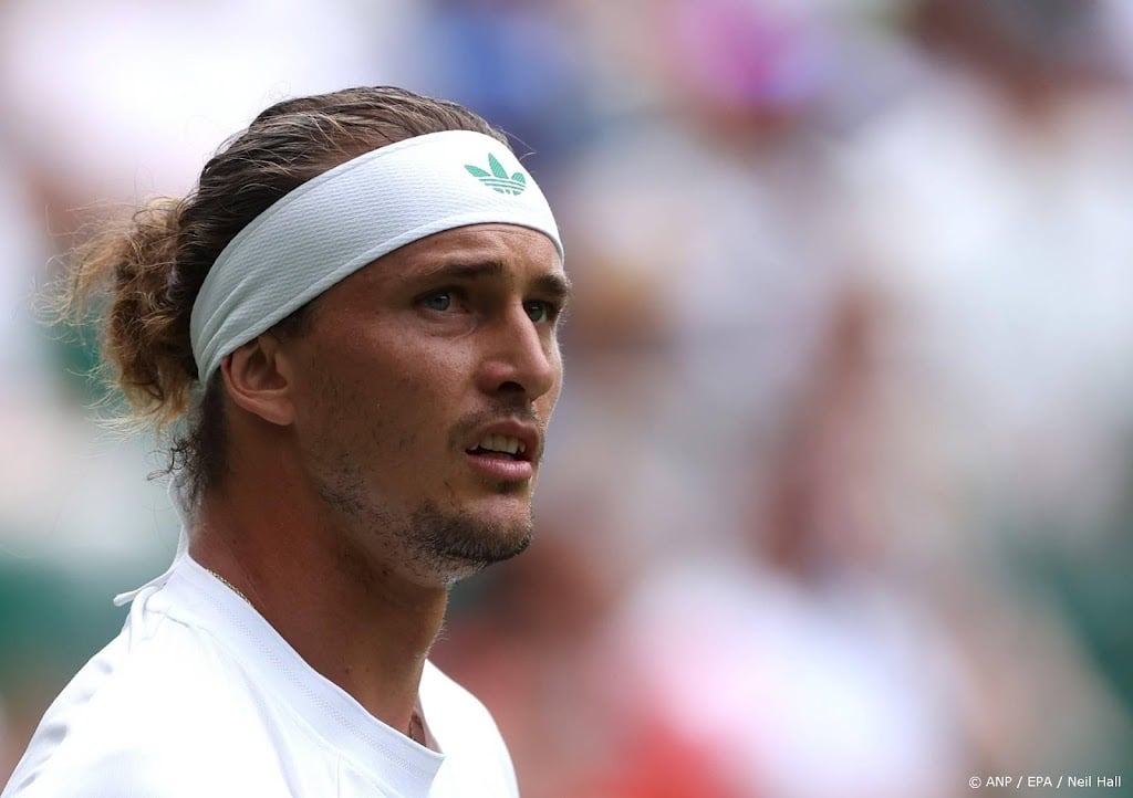 Zverev verliest halve finale tegen Chatsjanov in Toronto  