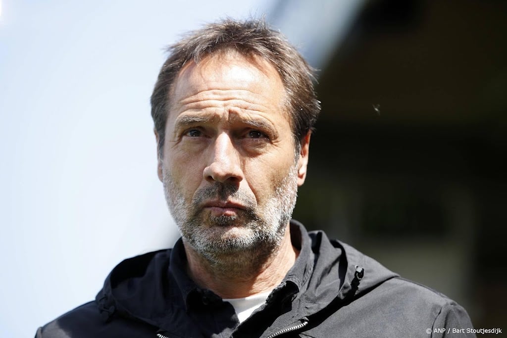 Van 't Schip bondscoach van Kazachstan