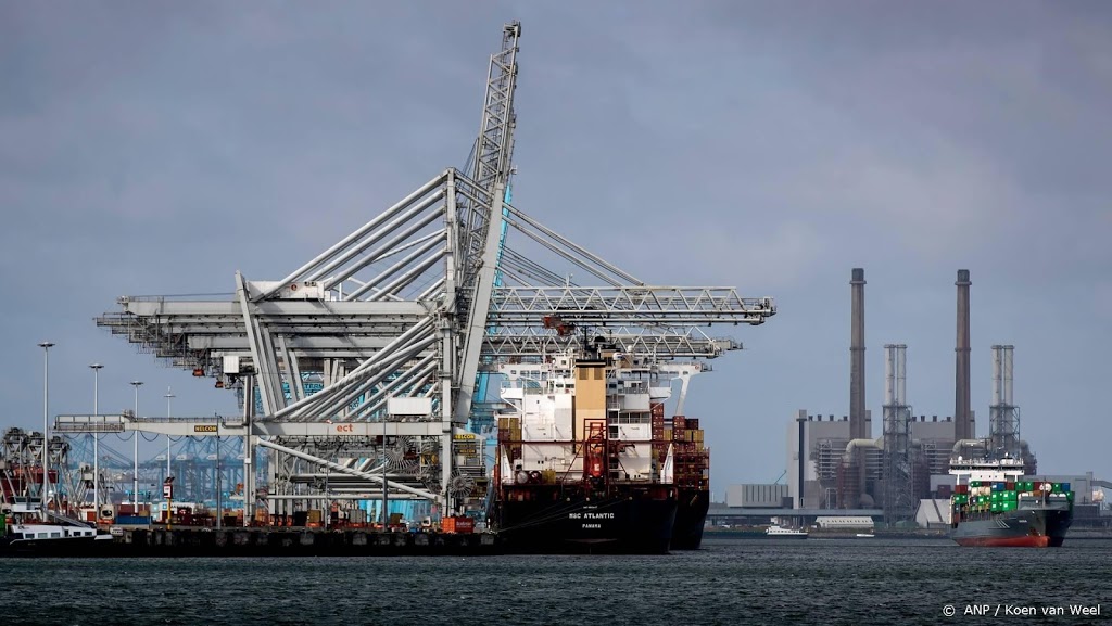 Nederlandse export daalde 9 procent in eerste halfjaar 