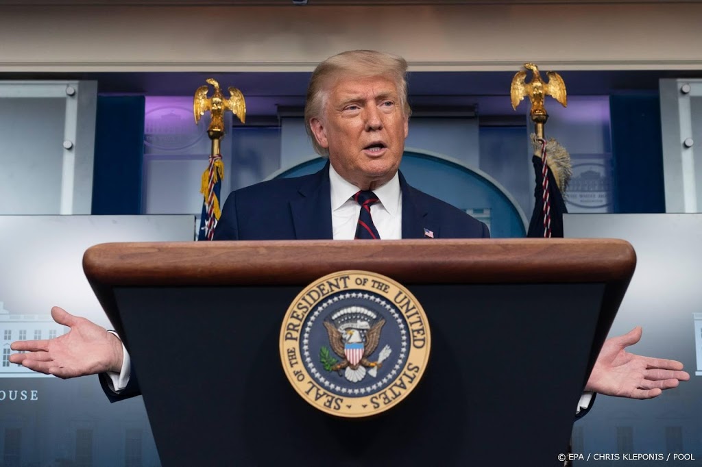 'Trump nam voor tonnen kunst uit Parijse ambassade mee'