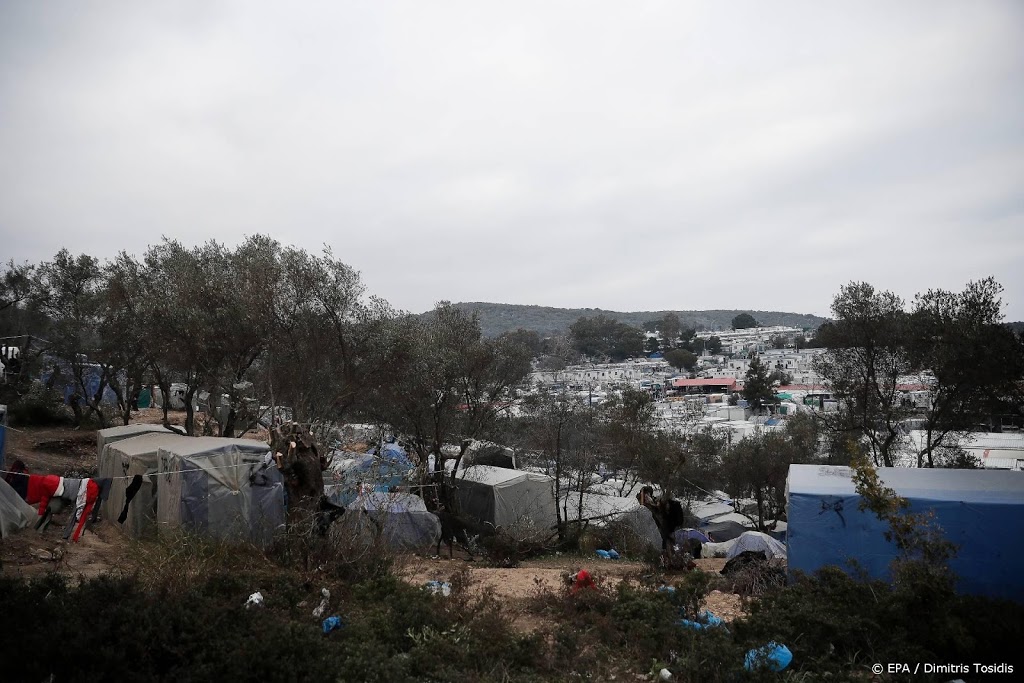 Meer coronabesmettingen in vluchtelingenkamp op Lesbos