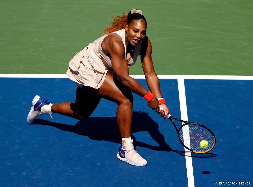 Serena Williams wint in New York nu wel van Sakkari 