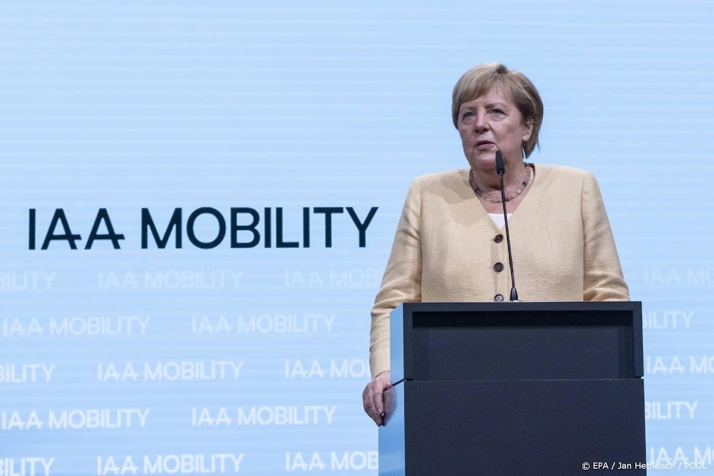 Merkel: auto-industrie kan onderdeel oplossing klimaatcrisis zijn
