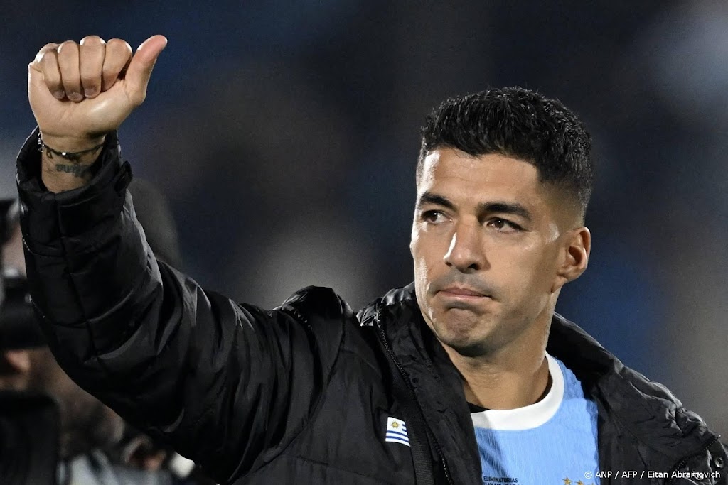 Suárez neemt met gelijkspel afscheid van nationale ploeg Uruguay 