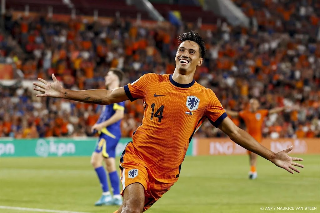 Reijnders geniet in een van betere interlands van 'fris' Oranje 