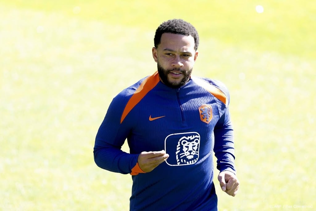Depay komt met 104 interlands op gelijke hoogte met Kuijt