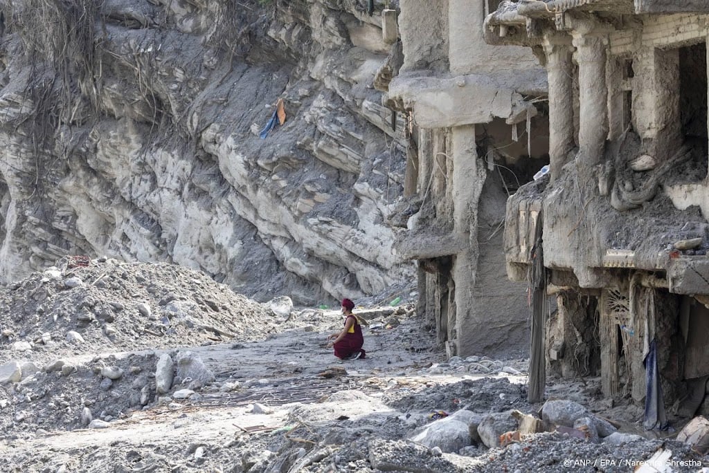 Nepal houdt nationale rouwdag na vloedgolf, zoekacties gaan door