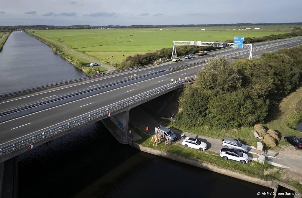Veiligheid Hardenbergerbrug niet te garanderen, A28 blijft dicht