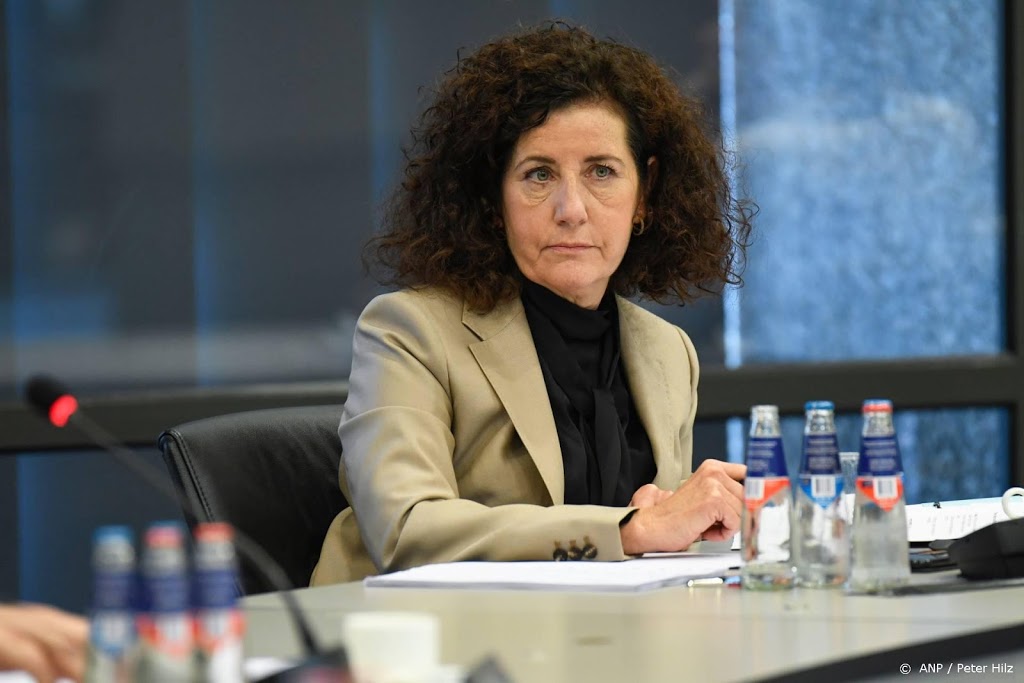 Minister over koloniale kunst: waar mogelijk onrecht herstellen