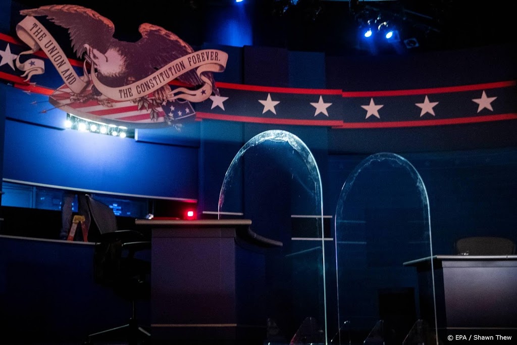 Debat rechterhanden van Trump en Biden onder een vergrootglas