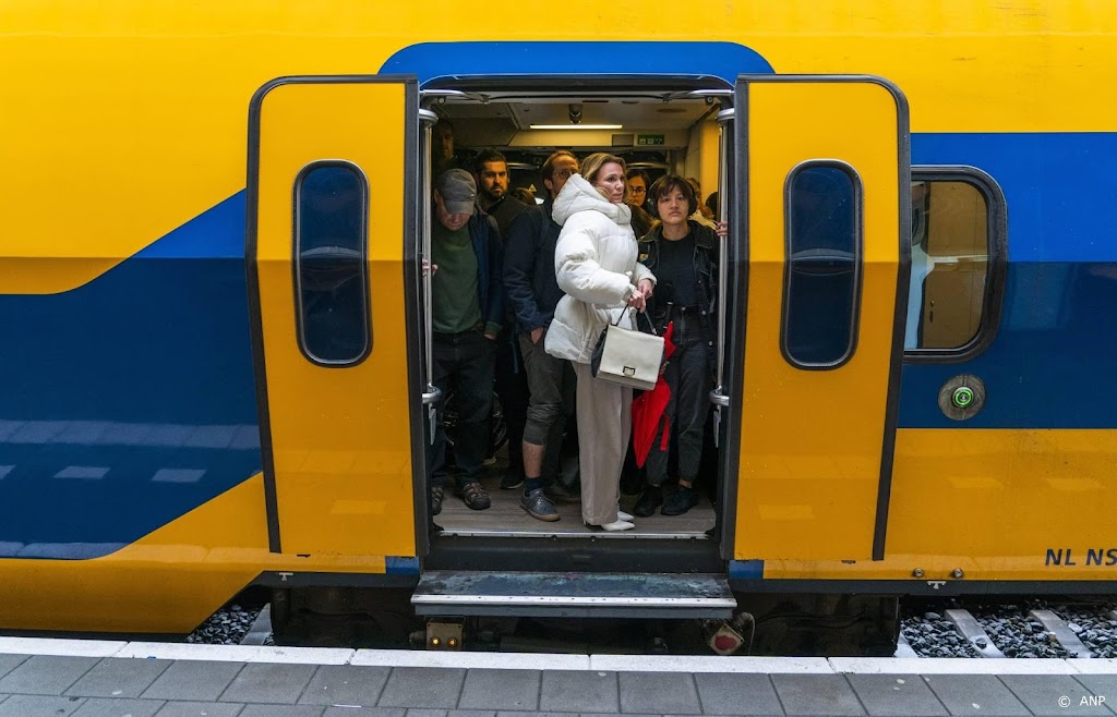 Staatssecretaris Heijnen verwacht 'stevige evaluatie' geplaagd NS