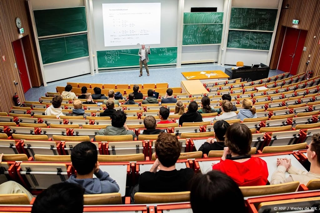  Nederlandse universiteiten zakken op ranglijst
