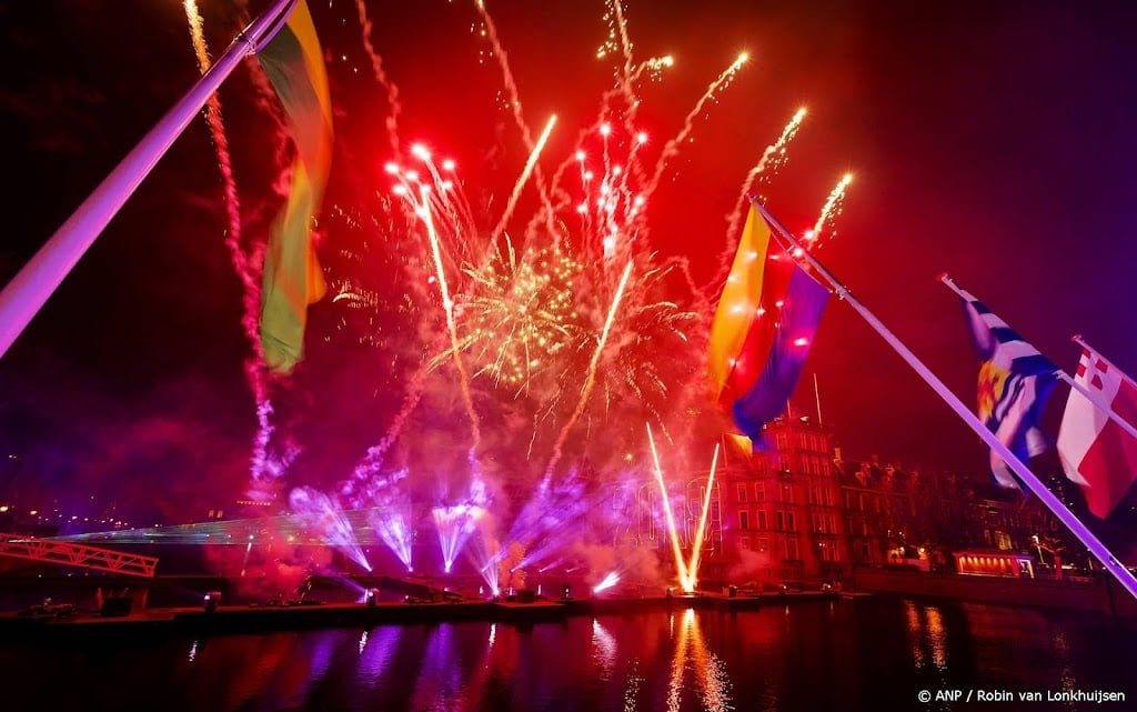 Ook komende jaarwisseling lasershow met muziek bij Binnenhof