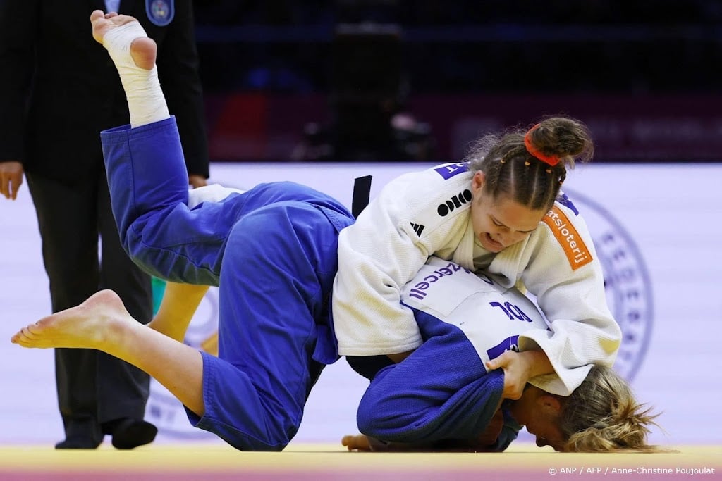 Judoka Van Lieshout bereikt halve finales WK in Azerbeidzjan