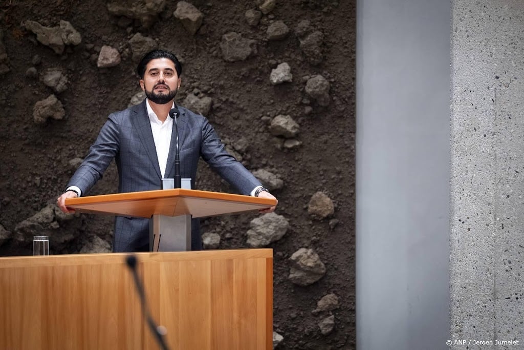 Kamerlid Ergin doet aangifte tegen Johan Derksen om geweldsoproep