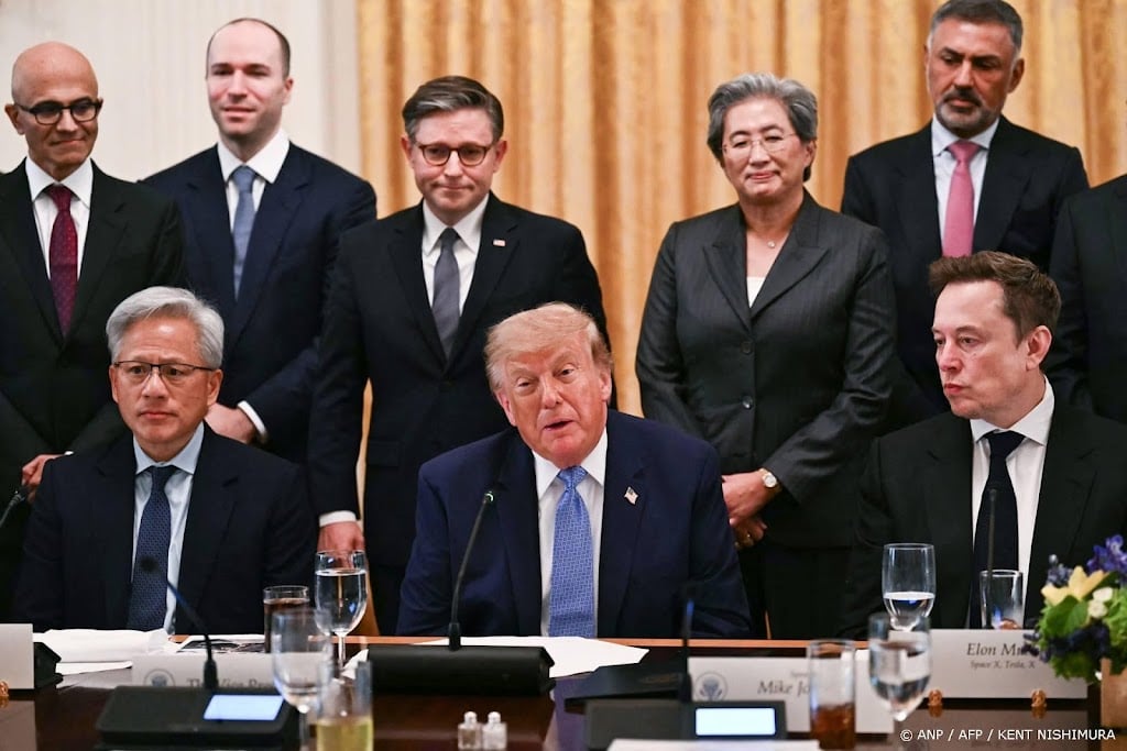 Trump gaat Musk en Nvidia-topman Huang eren met wetenschapsprijs
