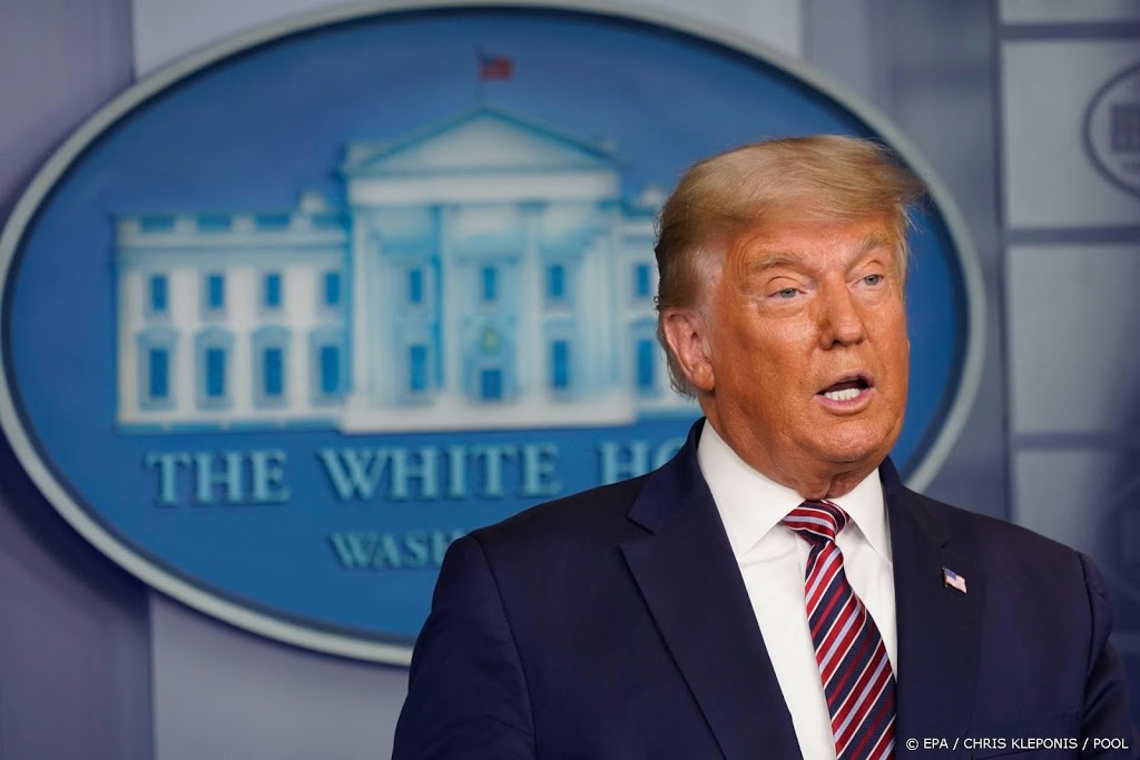 Trump twittert over tienduizenden stemmen die te laat kwamen  