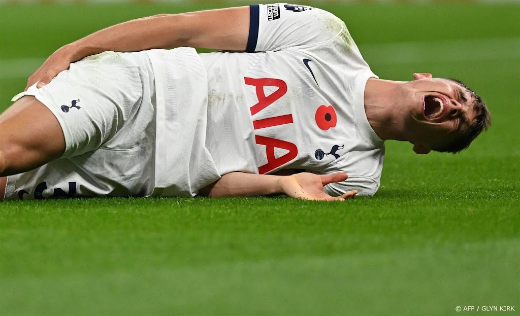 Spurs-trainer Postecoglou rekent voorlopig niet op Van de Ven