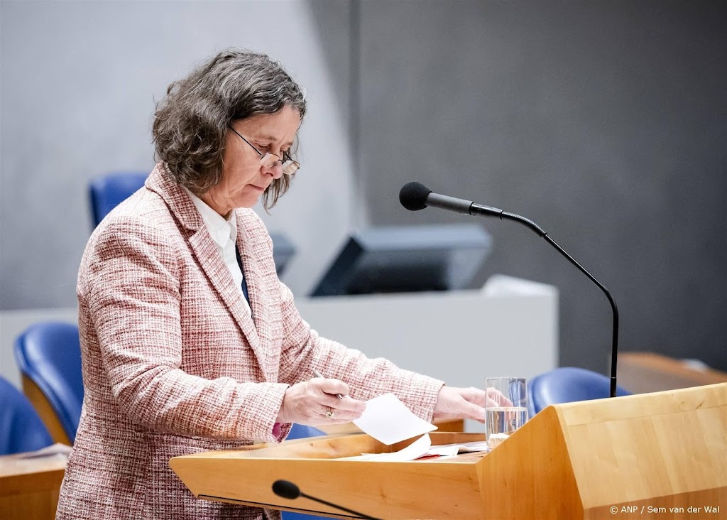 Faber: hulp lokale bestuurders nodig voor opvang asielzoekers