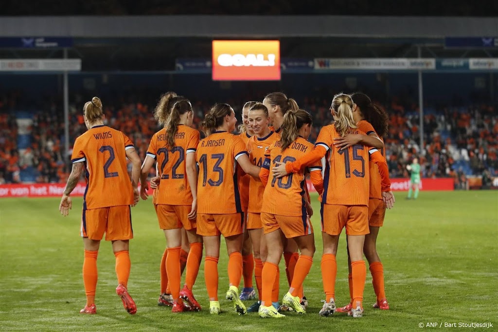 Voetbalsters Oranje tegen Duitsland in Nations League