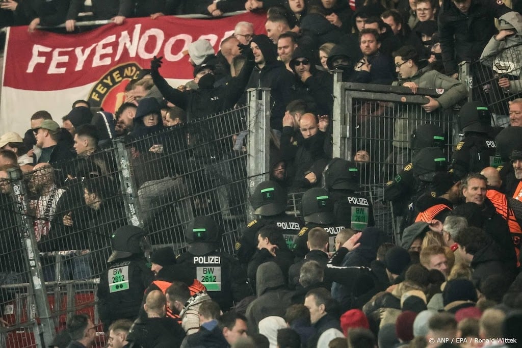 Feyenoord betreurt ongeregeldheden met fans in Stuttgart